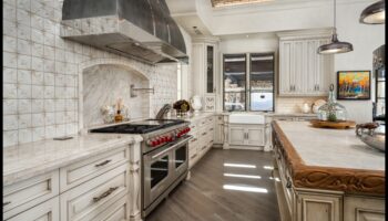 طرق أنيقة لاستخدام الرخام في ديكور المطبخ