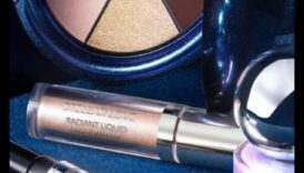 أعجوبة معدنية: دمج الهايلايتر المشع في مظهرك